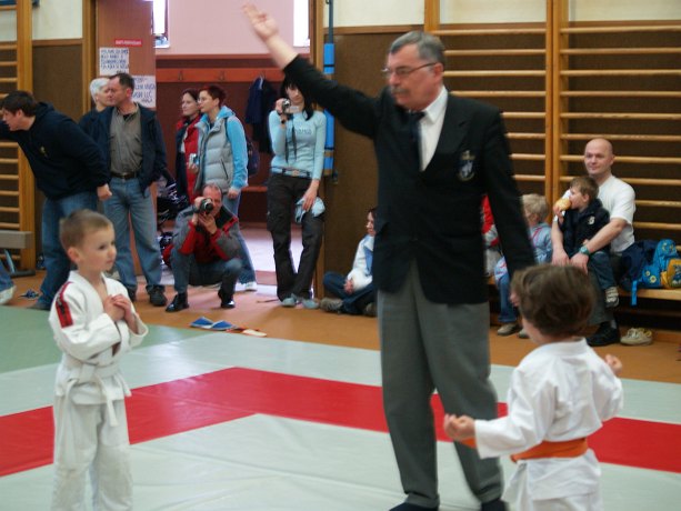 apr-judo-embs-f-006.jpg