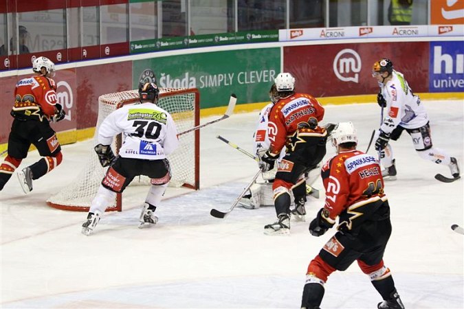 okt-hokej-f-innsbruck-007.jpg