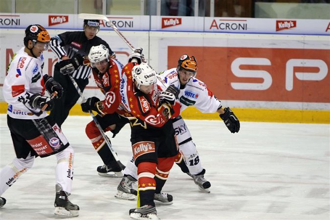 okt-hokej-f-innsbruck-011.jpg