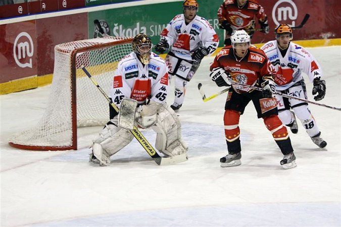 okt-hokej-f-innsbruck-013.jpg