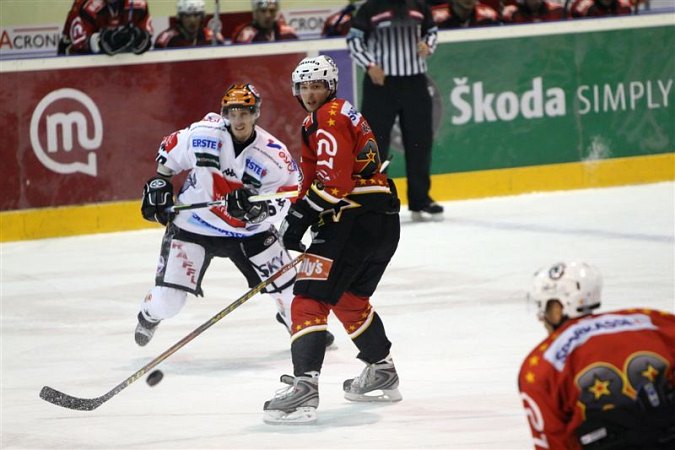 okt-hokej-f-innsbruck-017.jpg