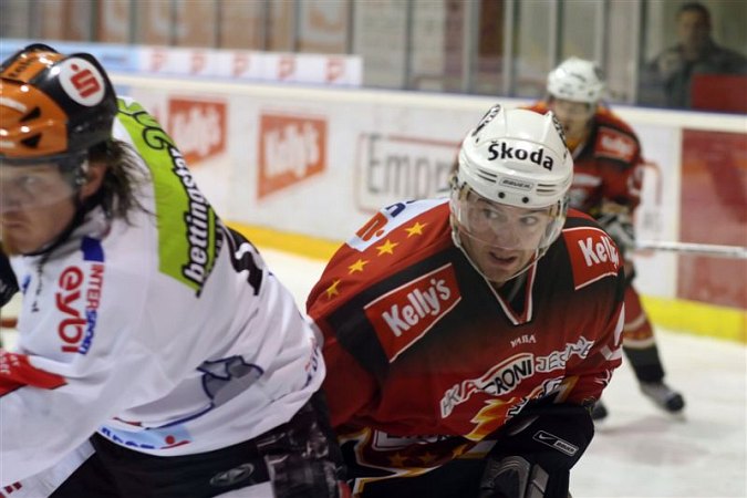 okt-hokej-f-innsbruck-032.jpg