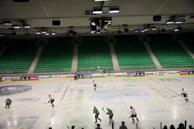 apr-hokej-a-olimpija-011.jpg