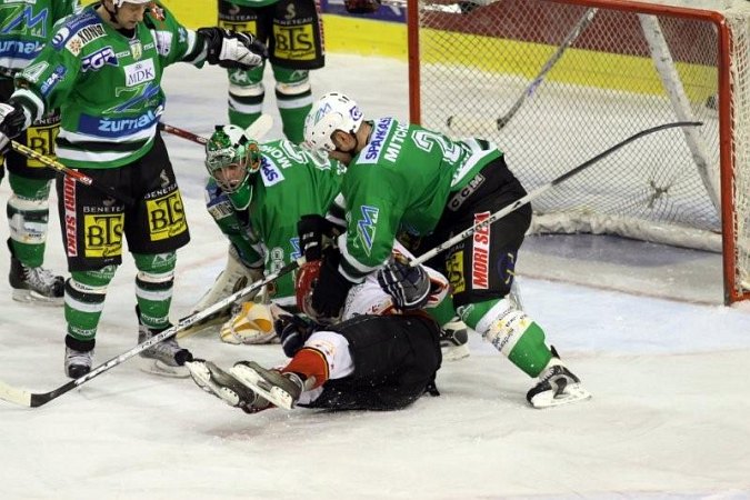 apr-hokej-a-olimpija-022.jpg