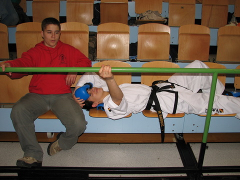 apr-taekwondo-a-012.jpg