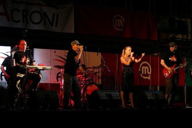 jun-koncert-pozdravpoletju-a-027.jpg