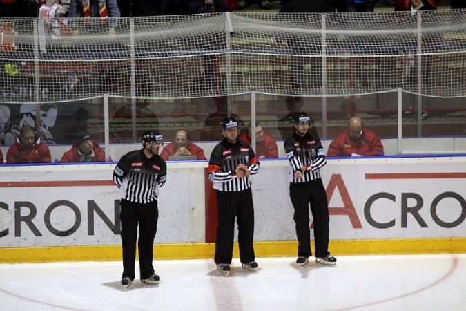 nov-hokej-c-kac-001.jpg