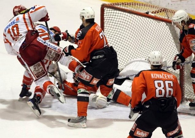 nov-hokej-c-kac-013.jpg