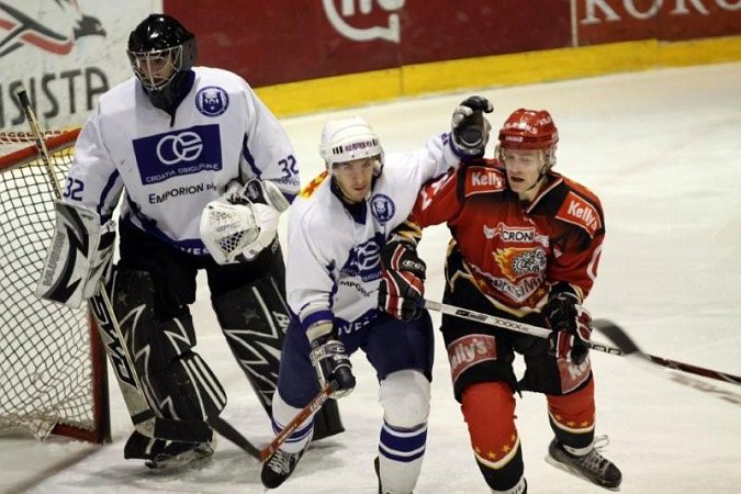 nov-hokejmladi-a-medvescak-004.jpg