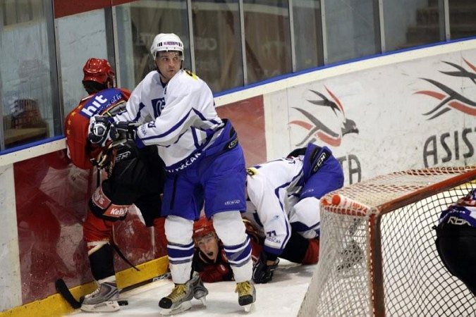 nov-hokejmladi-a-medvescak-005.jpg