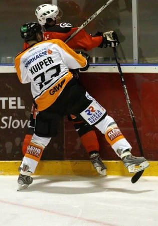 okt-hokej-b-graz-004.jpg