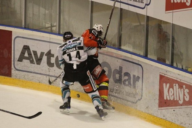 okt-hokej-c-linz-022.jpg