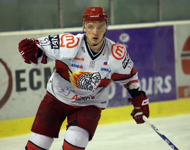 dec-hokej-a-olimpija-012.jpg