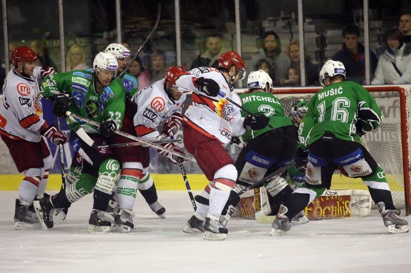 dec-hokej-a-olimpija-022.jpg
