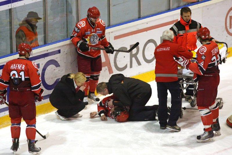 dec-hokej-b-linz-010.jpg
