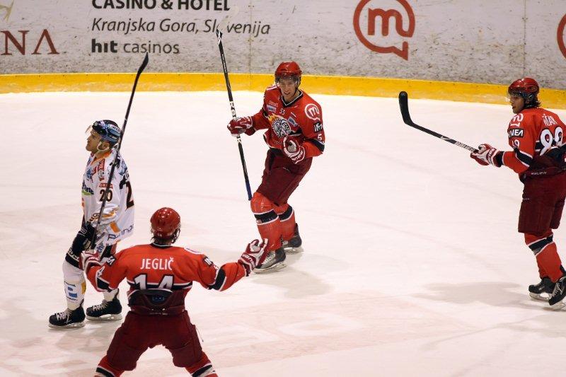 dec-hokej-b-linz-038.jpg