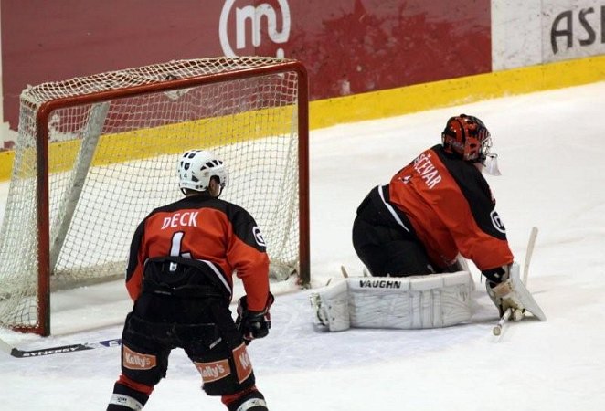feb-hokej-f-salzburg-003.jpg