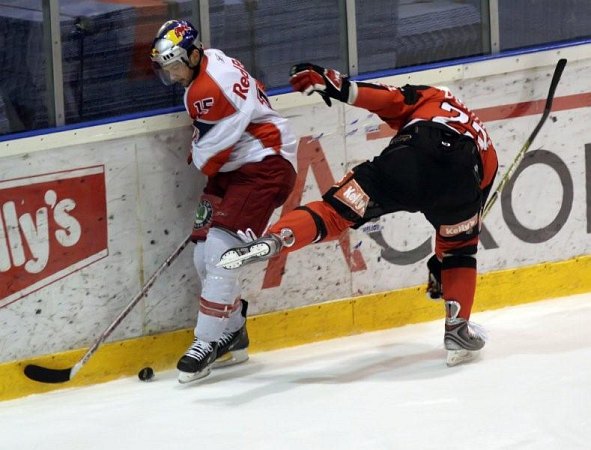 feb-hokej-f-salzburg-005.jpg