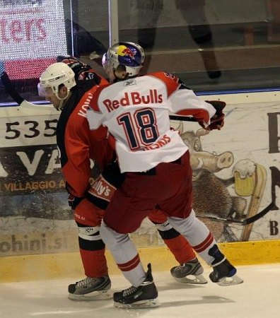 feb-hokej-f-salzburg-012.jpg