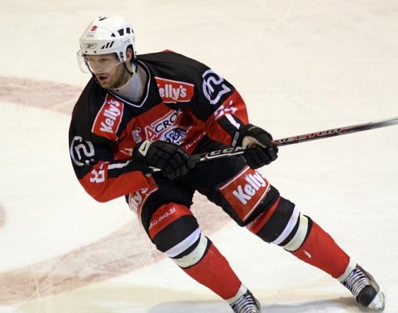 jan-hokej-f-linz-003.jpg