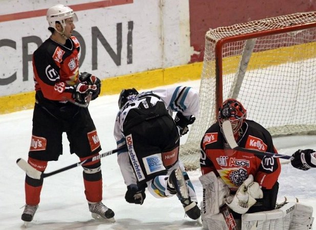 jan-hokej-f-linz-009.jpg