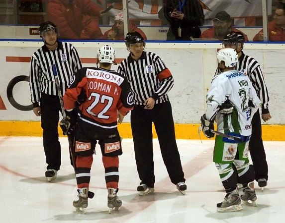mar-hokej-fb-olimpija-002.jpg