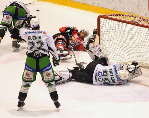 mar-hokej-fb-olimpija-040.jpg