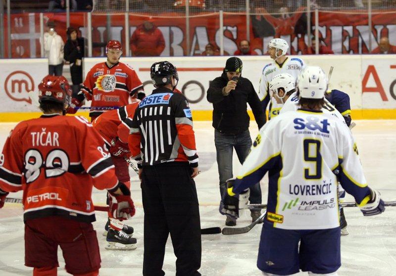 nov-hokej-c-medvescak-003.jpg