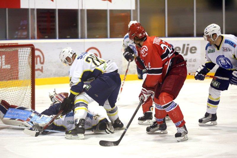 nov-hokej-c-medvescak-012.jpg