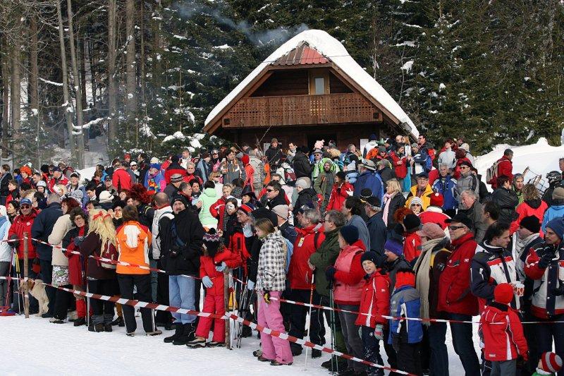 feb-svinjska-glava-a-001.jpg