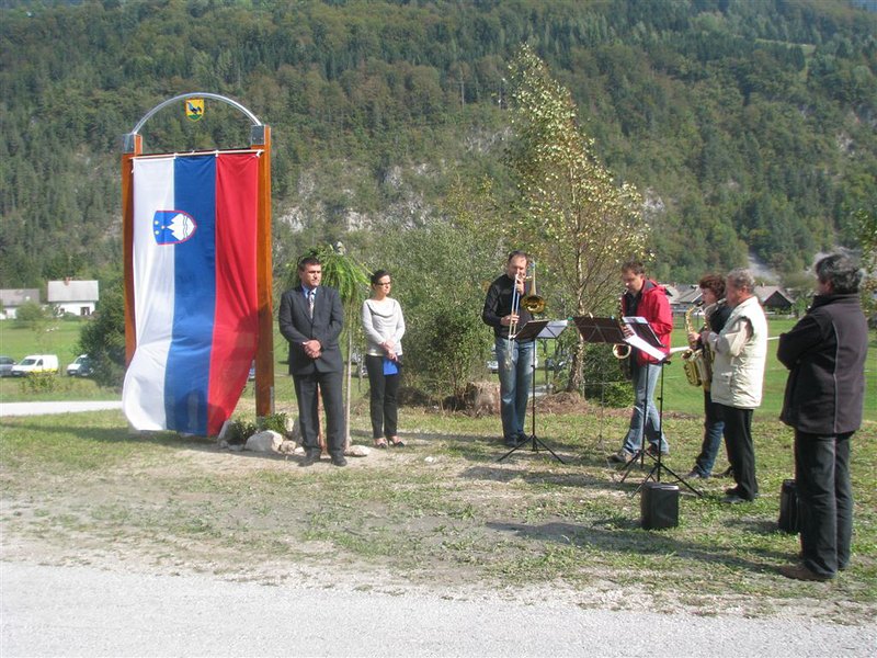 sep-jurerobic-a-003.jpg