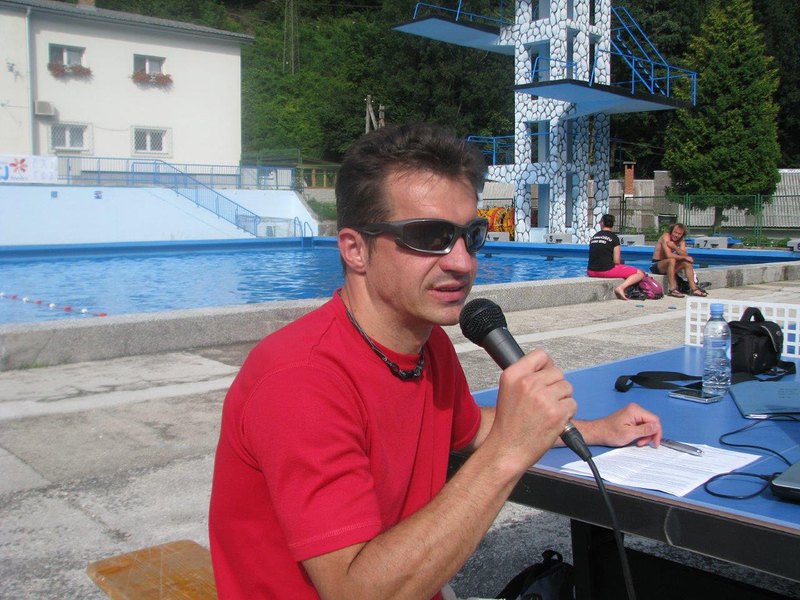 avg-poletnanoc-a-031.jpg