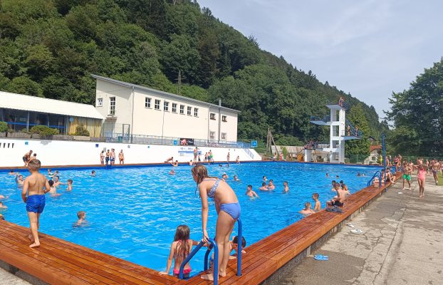 REŠEVALEC IZ VODE – Vas zanima delo na kopališču?