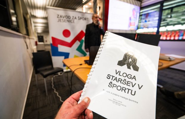 Predavanje “Vloga staršev v športu” preseglo pričakovanja